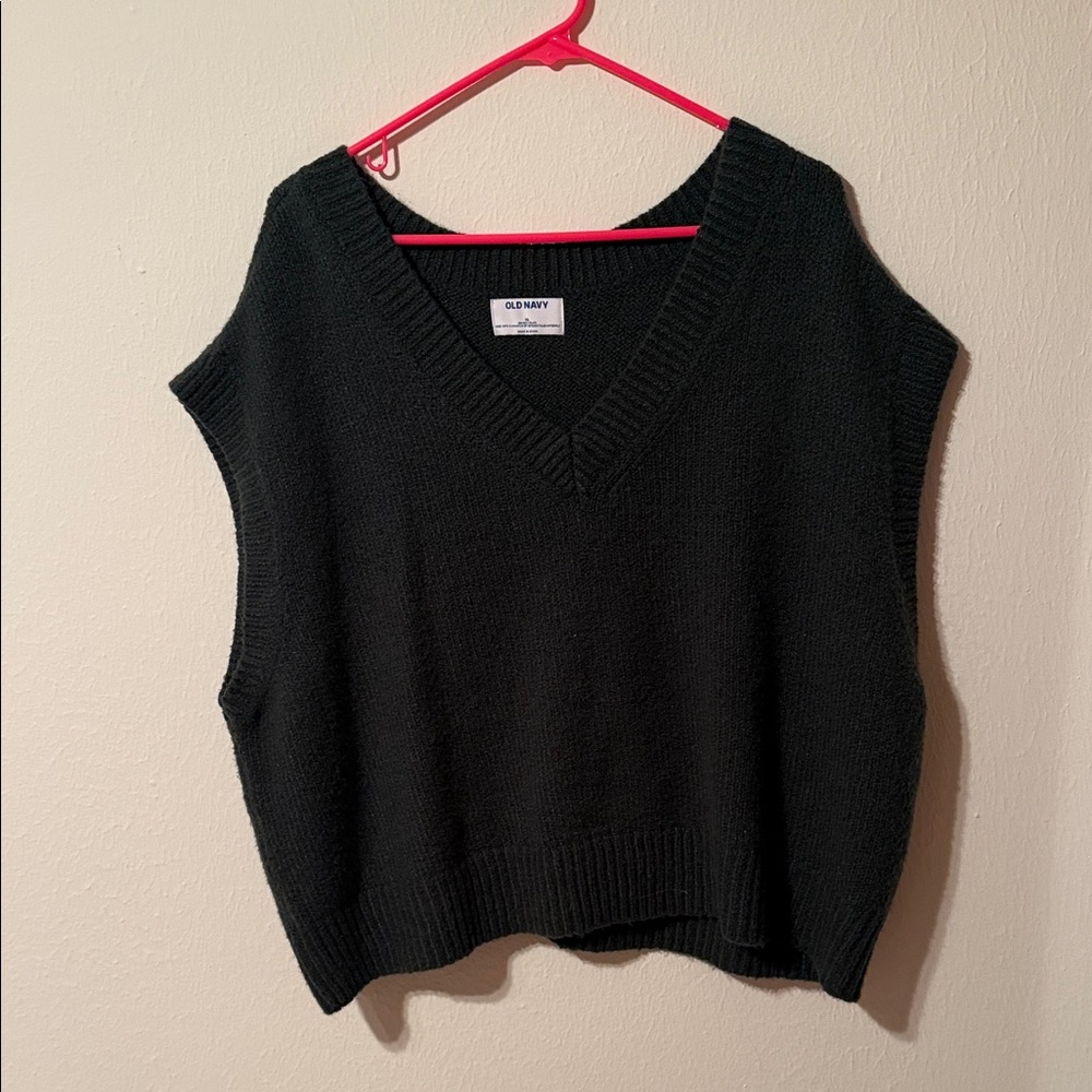 Old Navy Women's Dark Green Sweater Vest